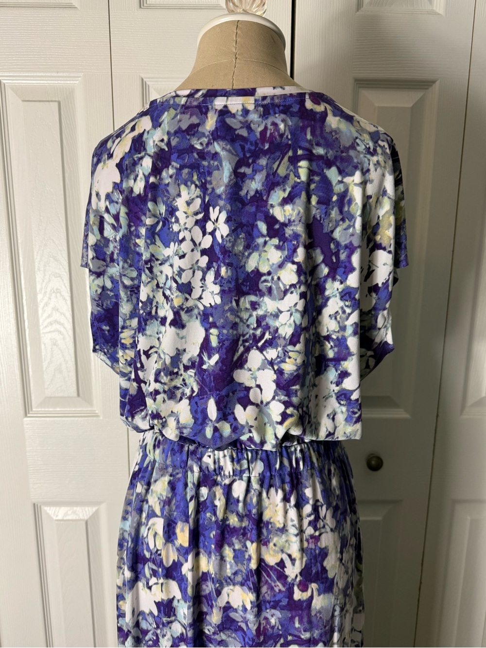 NWOT White House Black Market Floral Maxi Dress Summer/Spring Time 🪻 - Picture 12 of 16